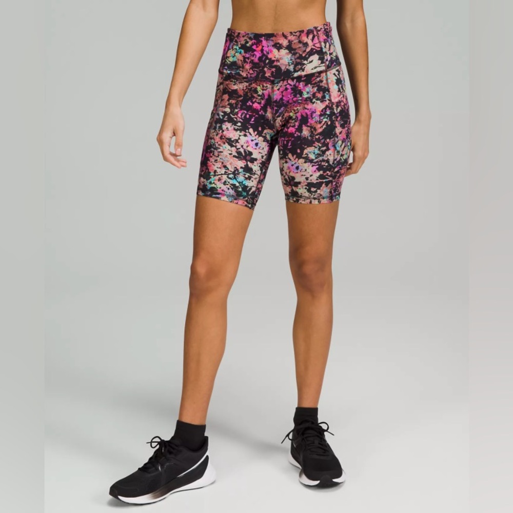 Lululemon Fast and Free High-Rise Shorts 6” - Size 14